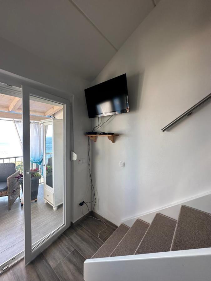 Tanis Ocean Loft Apartamento Martinšćica Exterior foto
